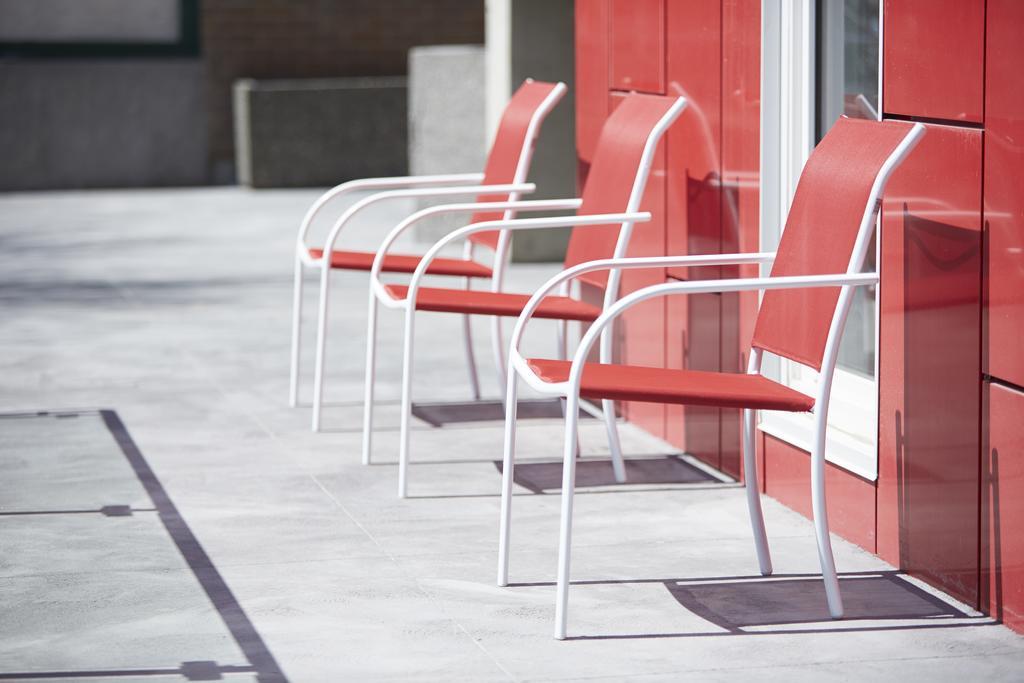 Hotel Elan YYC 외부 사진