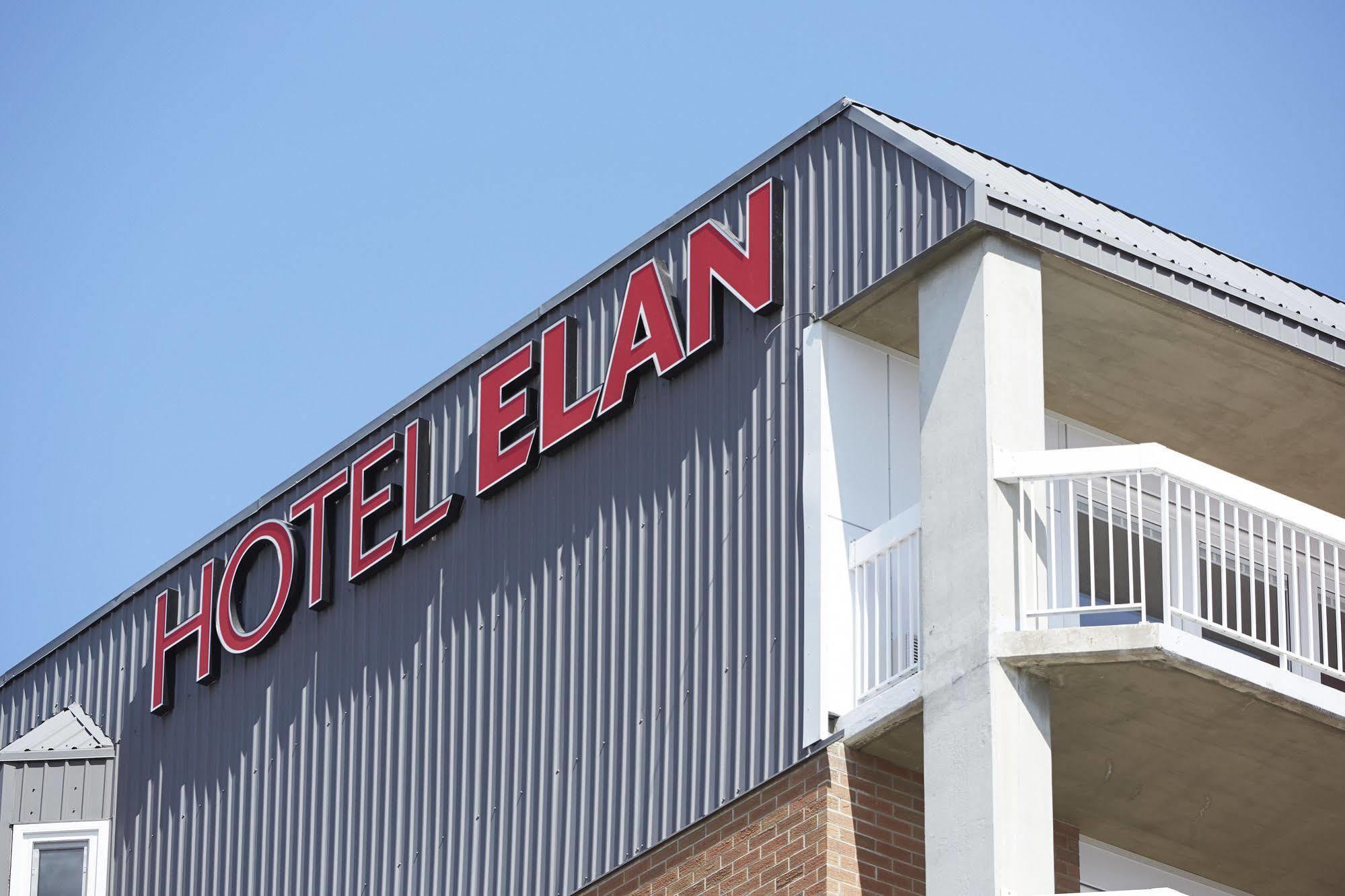 Hotel Elan YYC 외부 사진