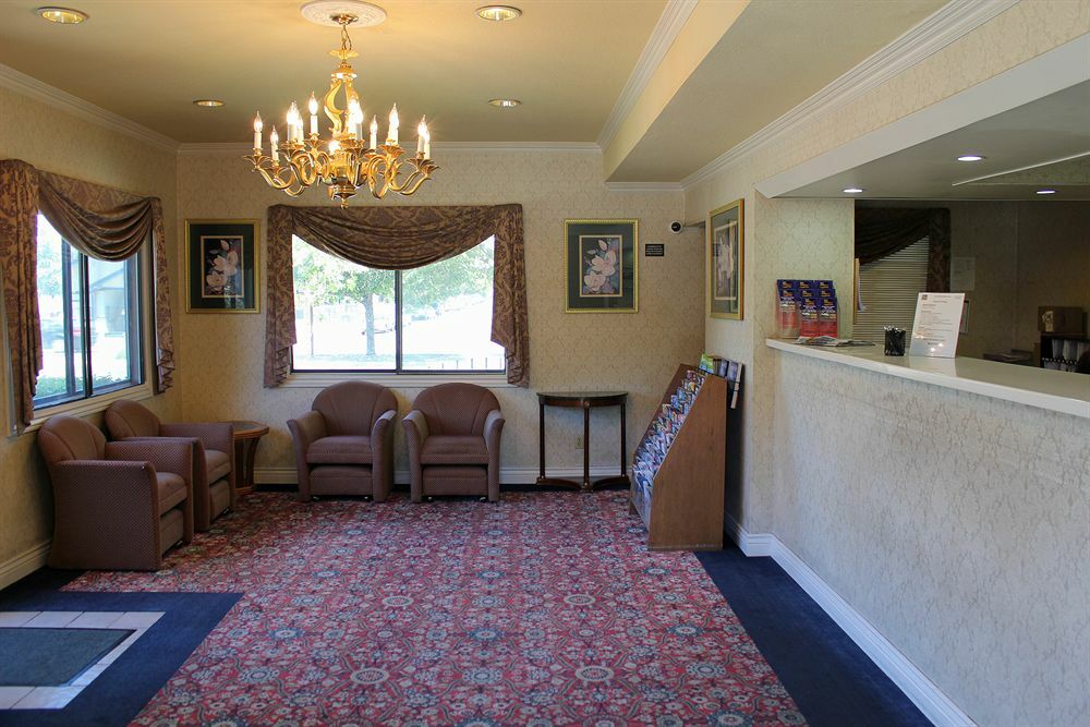 Hotel Elan YYC 외부 사진